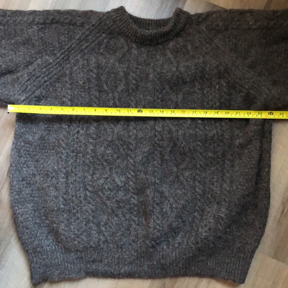 Oversized wool sweater - Picture 6 of 12